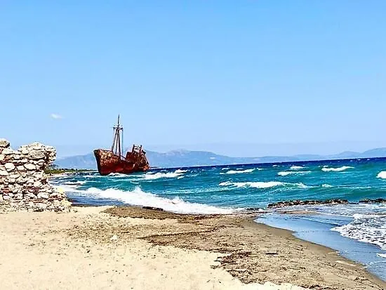 Malvazios #6 Apartment *