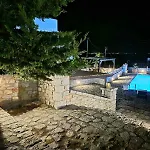 Malvazios Azure Sea * Gythio